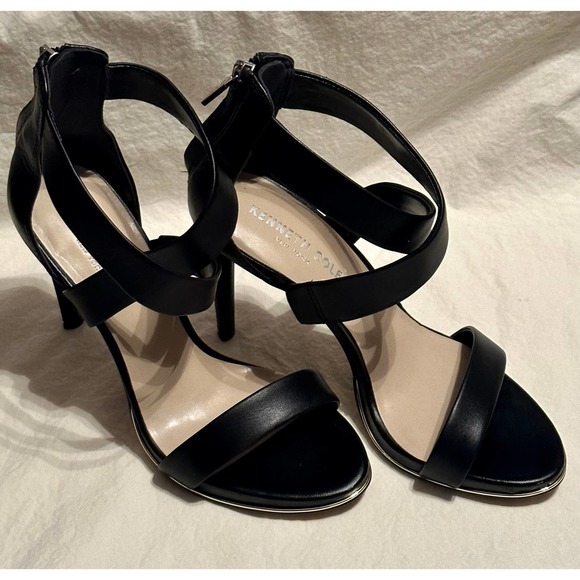 Kenneth Cole Shoes - Kenneth Cole New York Brooke Cross Strap Heeled Sandal Black Size 6M